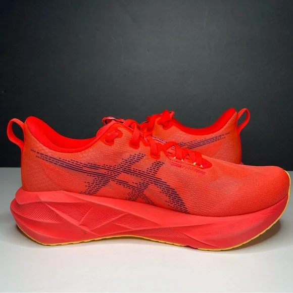 Asics Novablast 5 Flash Red/Edo Purple Mens size 9.5 - Picture 6 of 11
